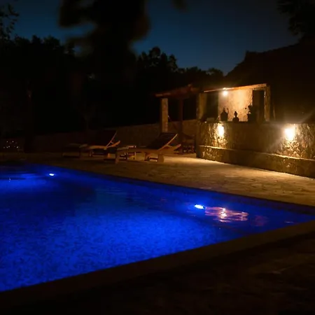 Pearl In Stone 빌라