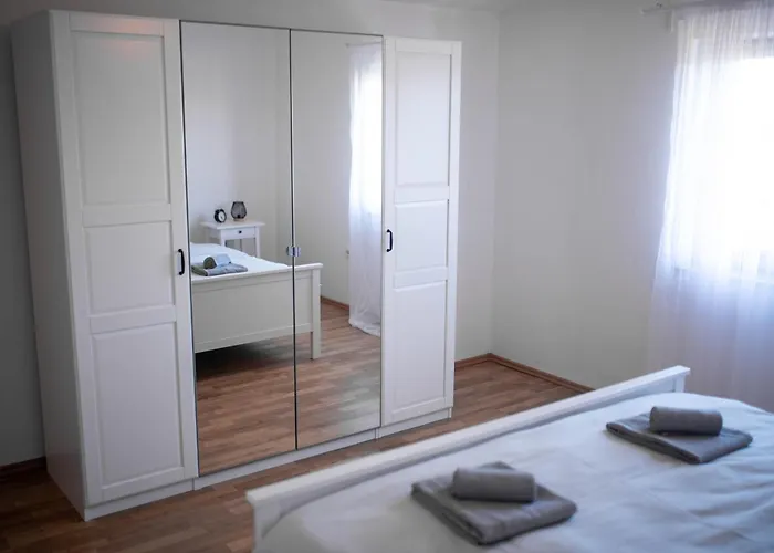 Vila Pearl In Stone *