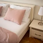 Pearl In Stone Villa *