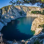 Pearl In Stone Imotski