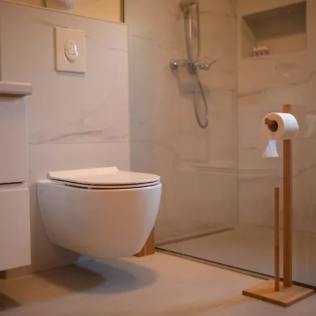 Willa Pearl In Stone Imotski