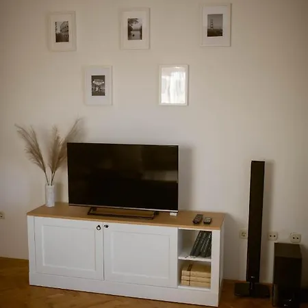 Willa Pearl In Stone