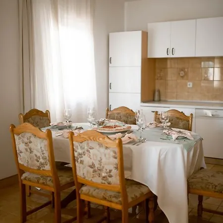 Pearl In Stone Imotski